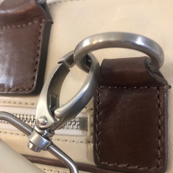 David & Scotti Leather Messenger Bag